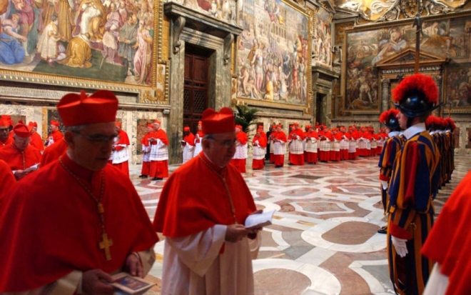cardinals-and-swiss-guards