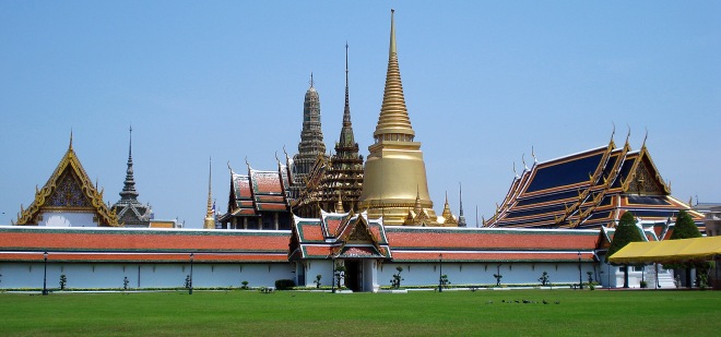 Wat Phra Kaew from a distance